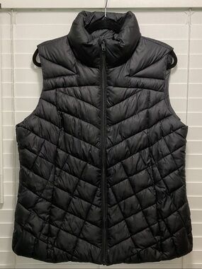 Big Chill Black Quilted Logo Front Zip Vest